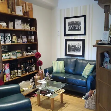 Stoevchen Cafe מלון 3*